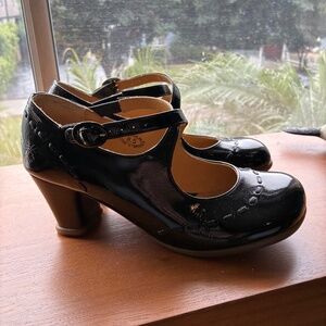 Fluevog Operetta heel 8.5